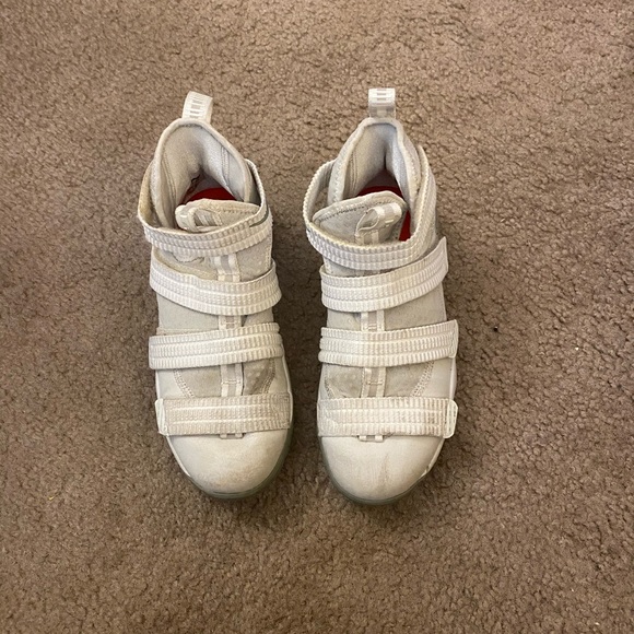 Nike Lebron Soldier Xi - Picture 1 of 5